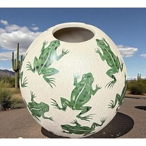 Mata Ortiz Pottery Israel Quintana Lopez Sgraffito Frog Frogs Jumping Art Mexico